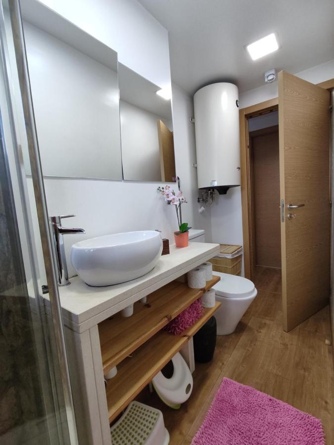 Best House Airport Lisbon Luaran gambar