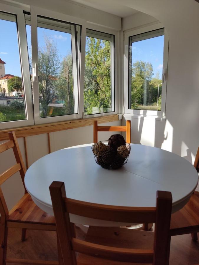 Best House Airport Lisbon Luaran gambar