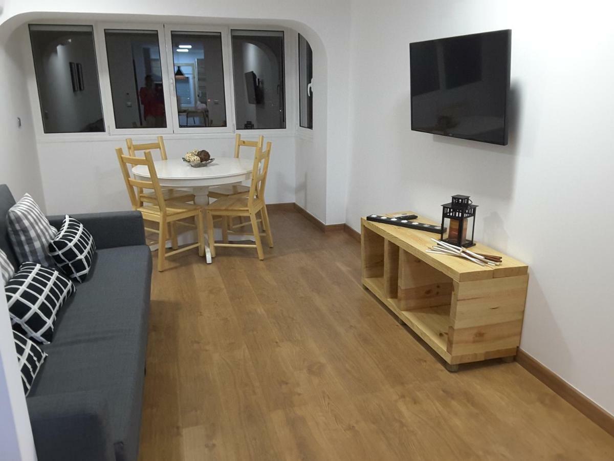 Best House Airport Lisbon Luaran gambar