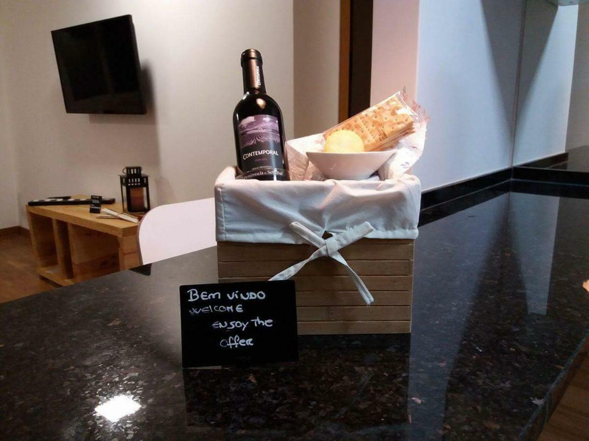 Best House Airport Lisbon Luaran gambar